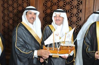 أمير الشرقية يكرم البنك السعودي للاستثمار لرعايته مهرجان الساحل الشرقي الرابع